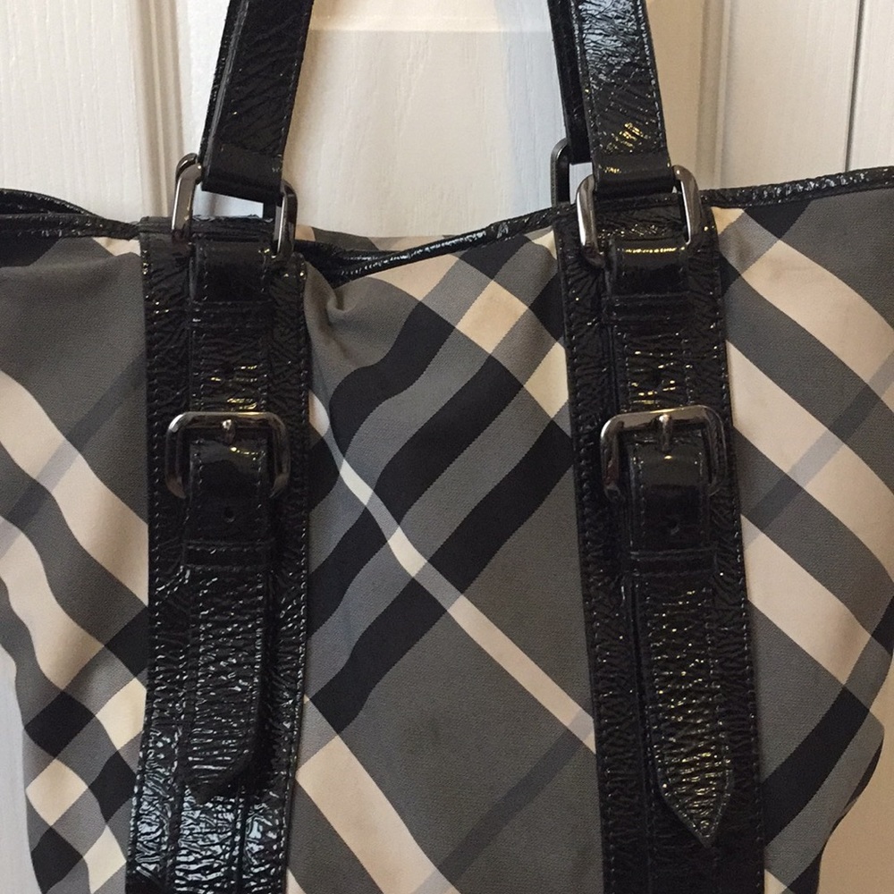 Burberry Black Beat Check Nylon - Picture 2 of 7